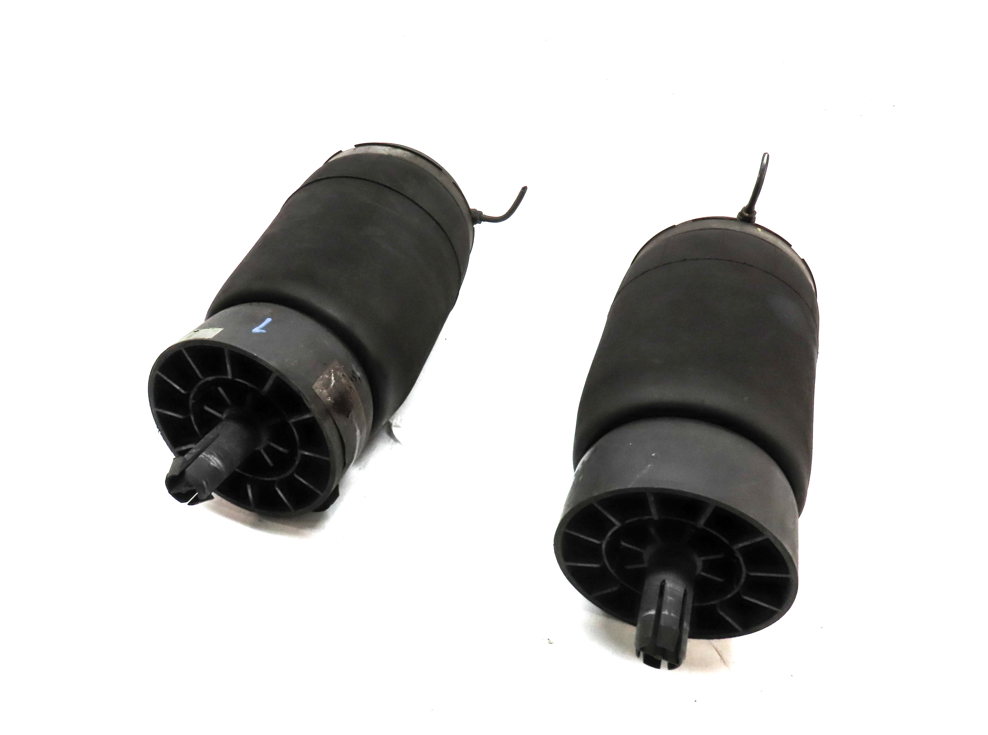 2013-2019 RANGE ROVER (L405) LEFT & RIGHT REAR AIR SUSPENSION AIR SPRING SET-2 — exact item pictured
